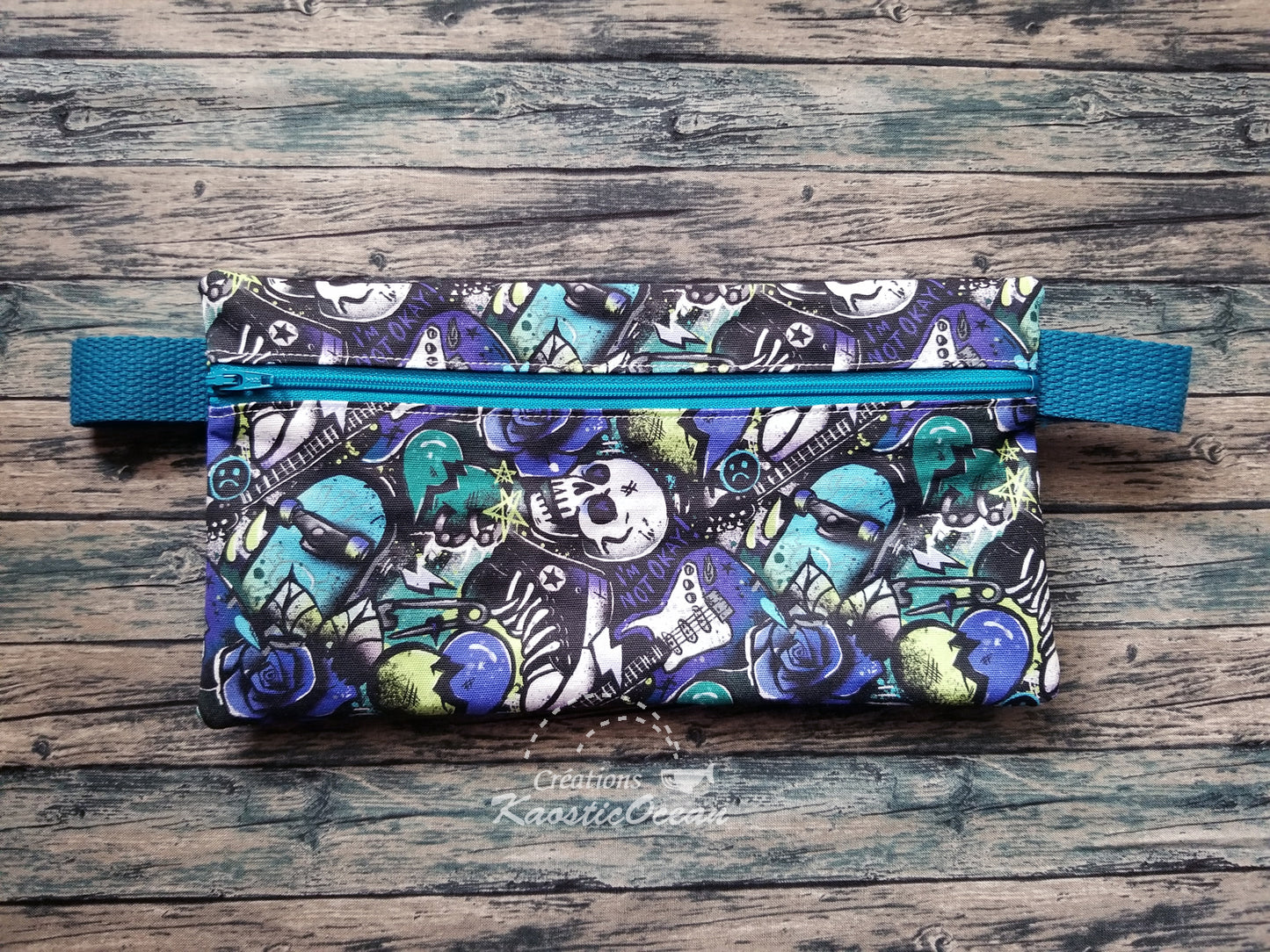 Étui à crayons double (crânes)